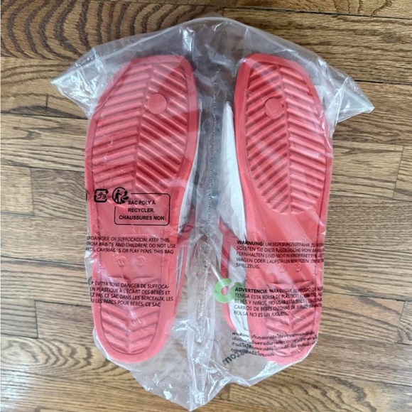 CROCS Vibrant Coral Sandals - Picture 5 of 5